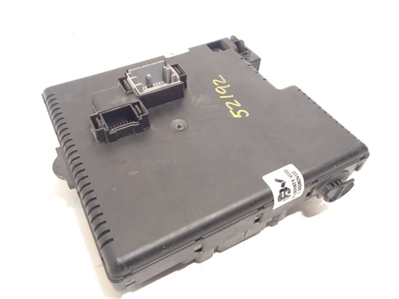 Recambio de caja reles / fusibles para volvo xc90 2.4 diesel cat referencia OEM IAM 30728512  