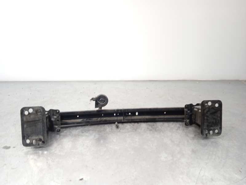 Recambio de refuerzo paragolpes delantero para ford fusion (cbk) 1.6 16v cat referencia OEM IAM 1460510  