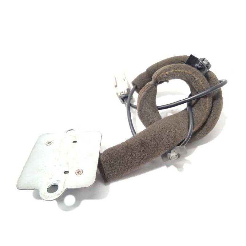 Recambio de antena para nissan pathfinder (r51) 2.5 dci diesel cat referencia OEM IAM 25975EA100  