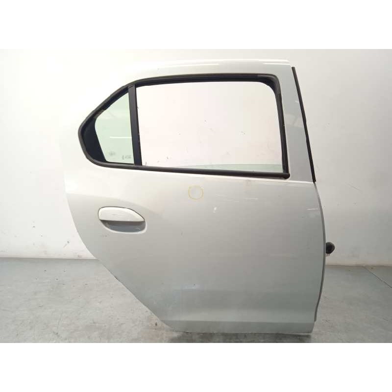 Recambio de puerta trasera derecha para dacia logan ii laureate referencia OEM IAM 821000293R  