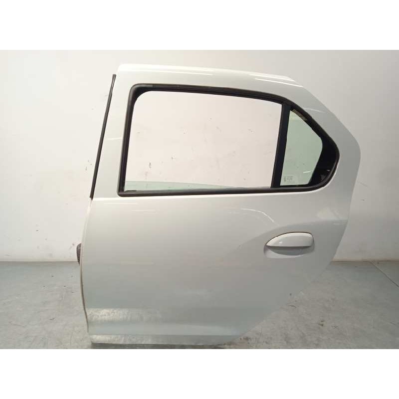 Recambio de puerta trasera izquierda para dacia logan ii laureate referencia OEM IAM 821012282R  