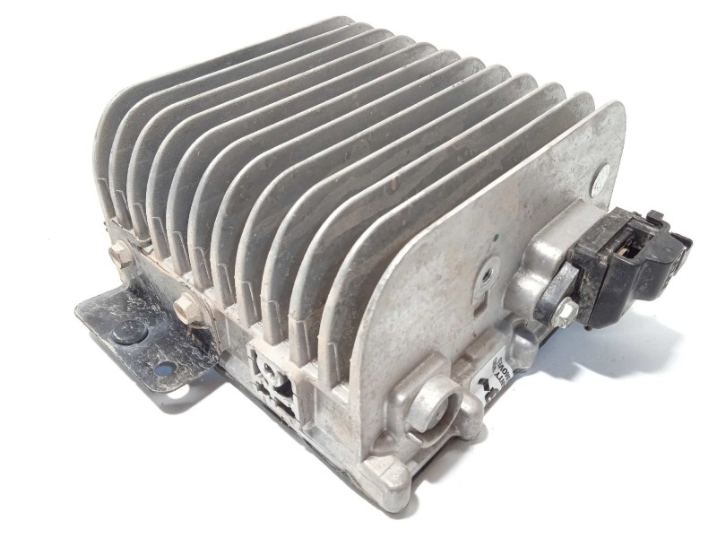 Recambio de convertidor potencia para mazda 3 berlina (bp) referencia OEM IAM BDMC67ZD3C  