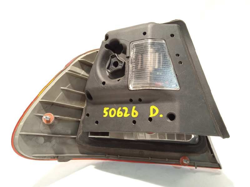Recambio de piloto trasero derecho para bmw serie 3 berlina (e46) 320d referencia OEM IAM 6907934 63216946534 63216907934