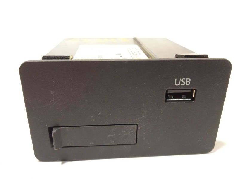 Recambio de modulo electronico para mazda 3 berlina (bp) referencia OEM IAM BDGG669U0  