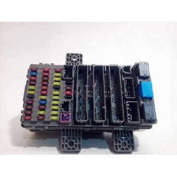 CAJA RELES / FUSIBLES 38200SMGG25 E8521Z45 SMGG251