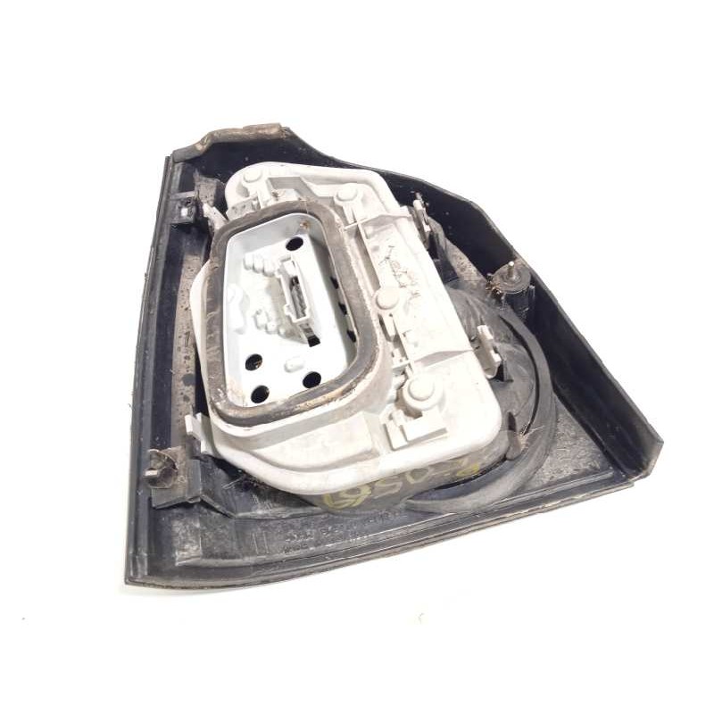 Recambio de piloto trasero derecho para volkswagen polo (9n1) 1.4 16v referencia OEM IAM 6Q6945096G  
