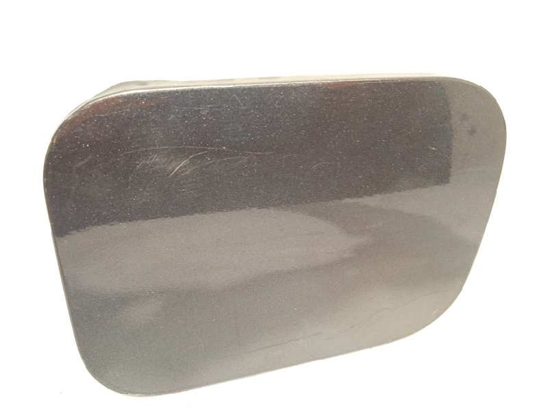 Recambio de tapa exterior combustible para toyota avensis (t27) active referencia OEM IAM 7735005030  