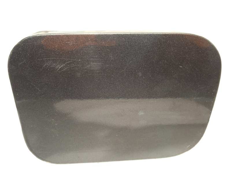 Recambio de tapa exterior combustible para toyota avensis (t27) active referencia OEM IAM 7735005030  