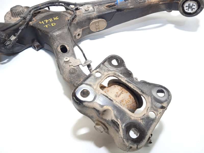 Recambio de mangueta trasera derecha para peugeot traveller 2.0 blue hdi referencia OEM IAM 9807504980  9819074780