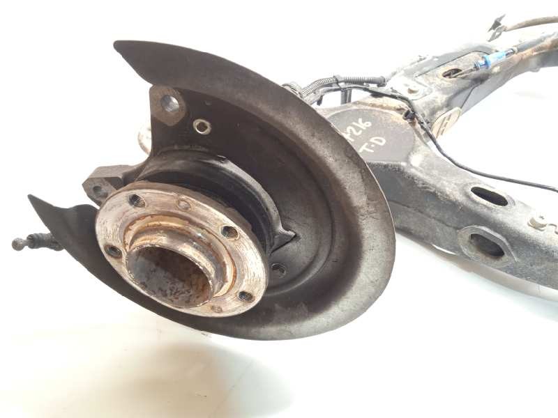 Recambio de mangueta trasera derecha para peugeot traveller 2.0 blue hdi referencia OEM IAM 9807504980  9819074780