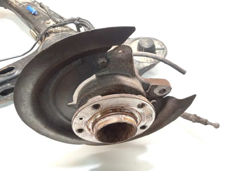 Recambio de mangueta trasera izquierda para peugeot traveller 2.0 blue hdi referencia OEM IAM 9807505080  9819074780