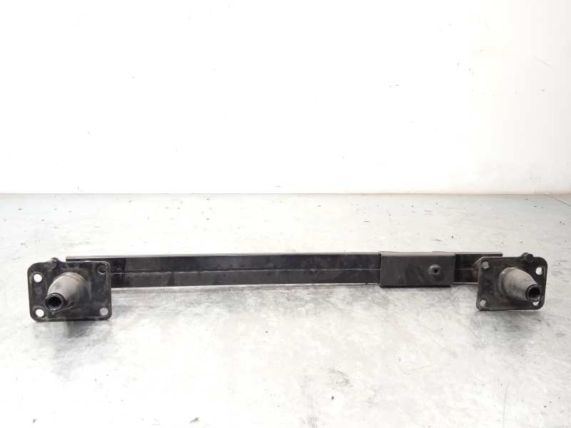 Recambio de refuerzo paragolpes delantero para peugeot 5008 active referencia OEM IAM 7104LE  