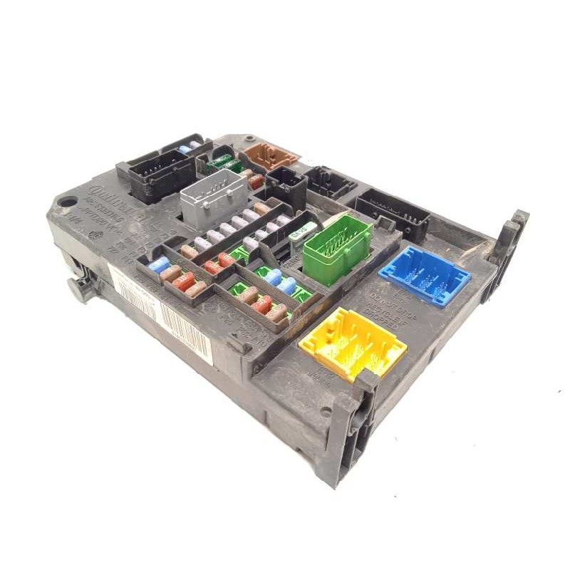 Recambio de caja reles / fusibles para citroën c4 lim. seduction referencia OEM IAM 9665547480  