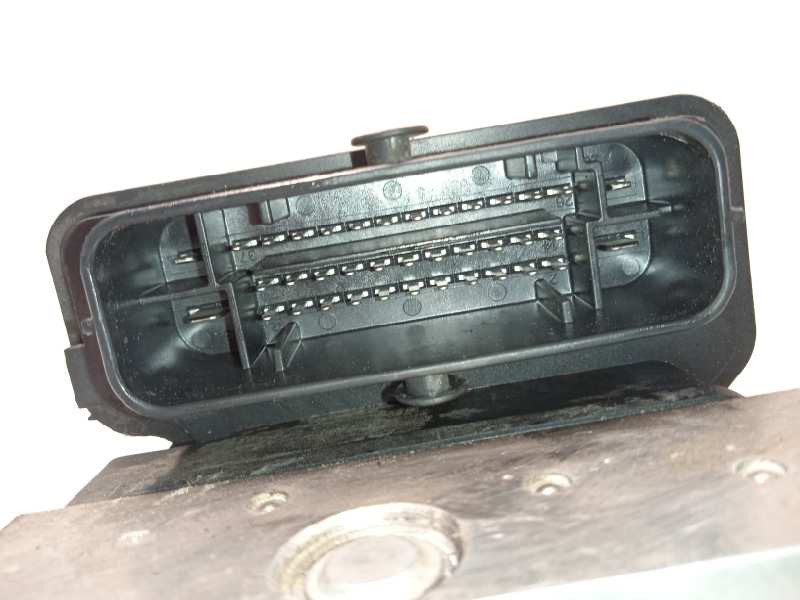 Recambio de abs para dacia duster laureate 4x2 referencia OEM IAM 476608845R 0265956285 269634