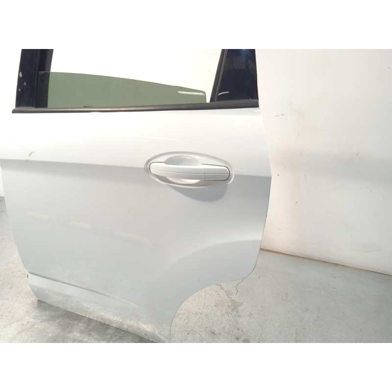 Recambio de puerta trasera izquierda para ford c-max 1.6 tdci cat referencia OEM IAM 2380070  