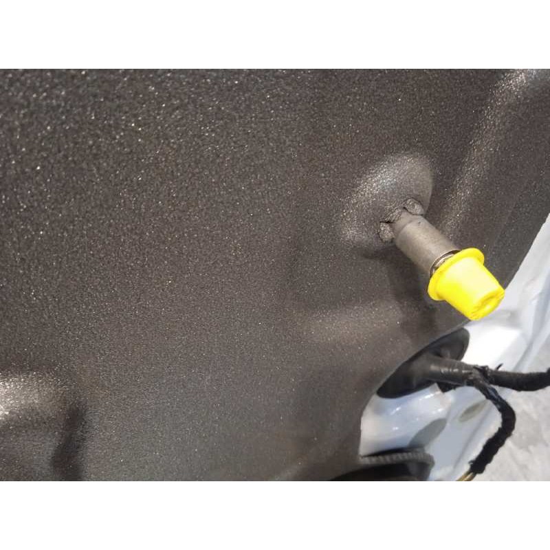 Recambio de puerta trasera izquierda para ford c-max 1.6 tdci cat referencia OEM IAM 2380070  