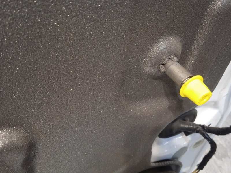 Recambio de puerta trasera izquierda para ford c-max 1.6 tdci cat referencia OEM IAM 2380070  