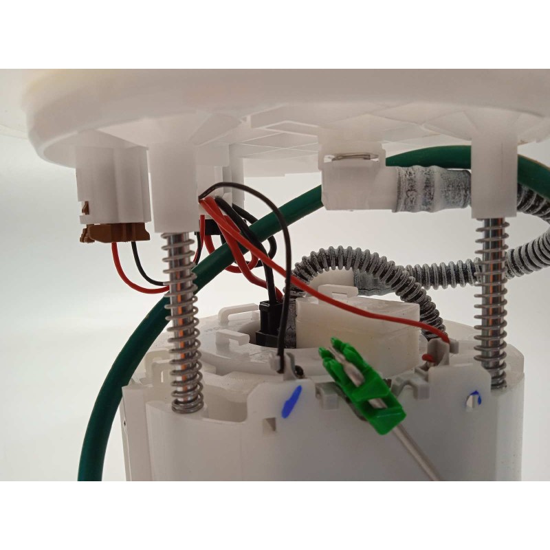 Recambio de bomba combustible para kia e - niro hibrido referencia OEM IAM 31110AT500  