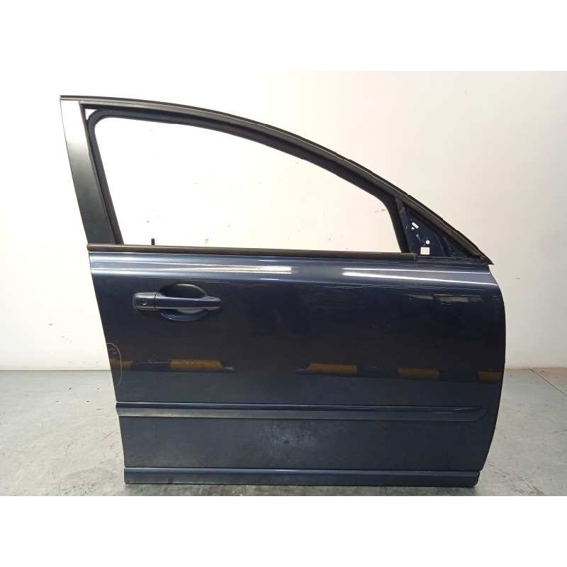 Recambio de puerta delantera derecha para volvo v50 familiar 1.8 kinetic referencia OEM IAM 31335444  