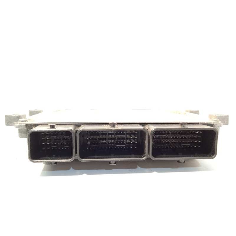 Recambio de centralita motor uce para renault clio iv technofeel referencia OEM IAM 237104736R  V29050684A