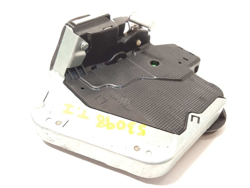 Recambio de cerradura puerta trasera izquierda para lexus nx 300h 4wd referencia OEM IAM 6906012410  