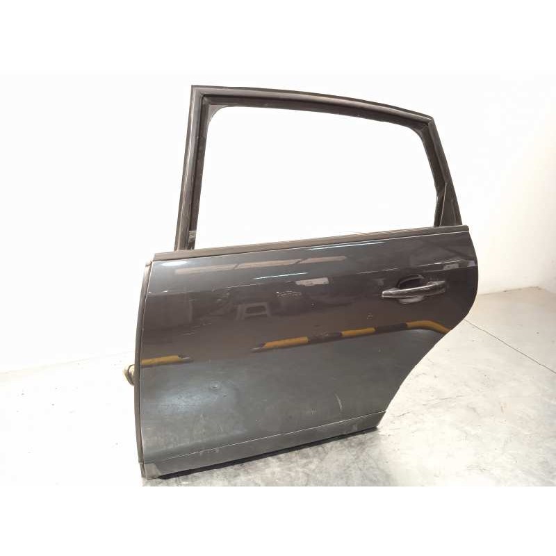 Recambio de puerta trasera izquierda para citroën c4 sedan collection referencia OEM IAM 9802635680  