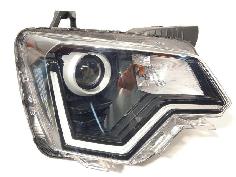 Recambio de faro derecho para kia e - niro hibrido referencia OEM IAM A5240044  92102AT120