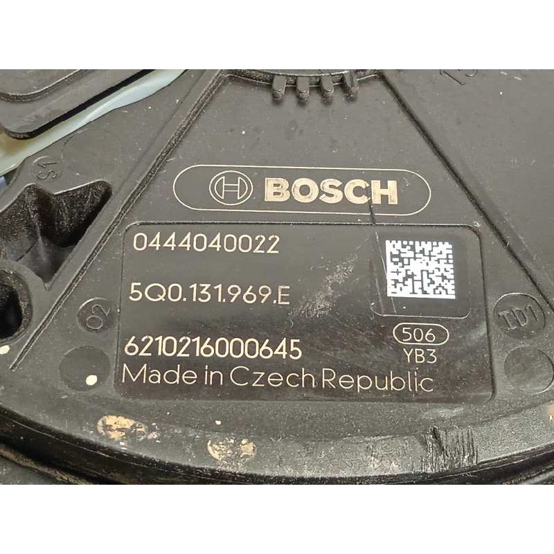 Recambio de deposito aditivo fap adblue para skoda kodiaq 2.0 tdi referencia OEM IAM 5QF131877N  5Q0131969E