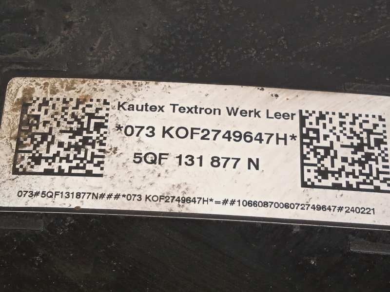 Recambio de deposito aditivo fap adblue para skoda kodiaq 2.0 tdi referencia OEM IAM 5QF131877N  5Q0131969E