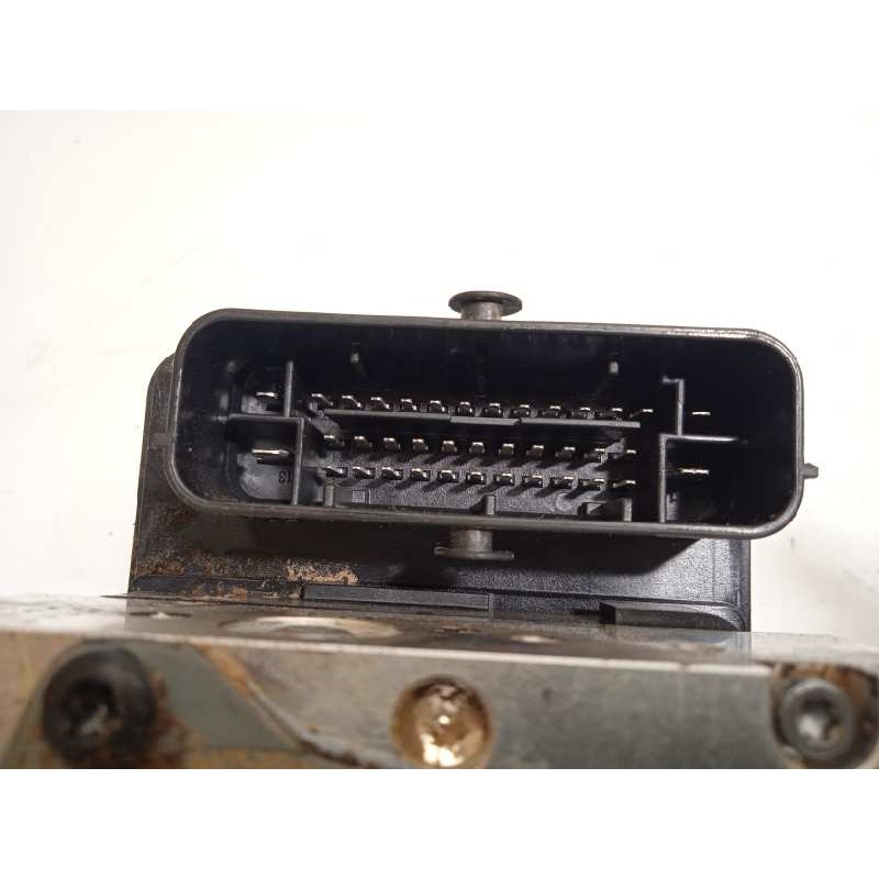 Recambio de abs para kia stonic (ybcuv) drive referencia OEM IAM 58920H8260 BE6003V109 BH6013V105