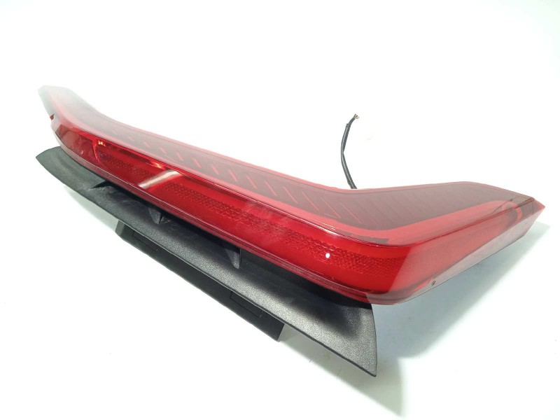 Recambio de piloto trasero derecho para kia e - niro hibrido referencia OEM IAM 92402AT000  