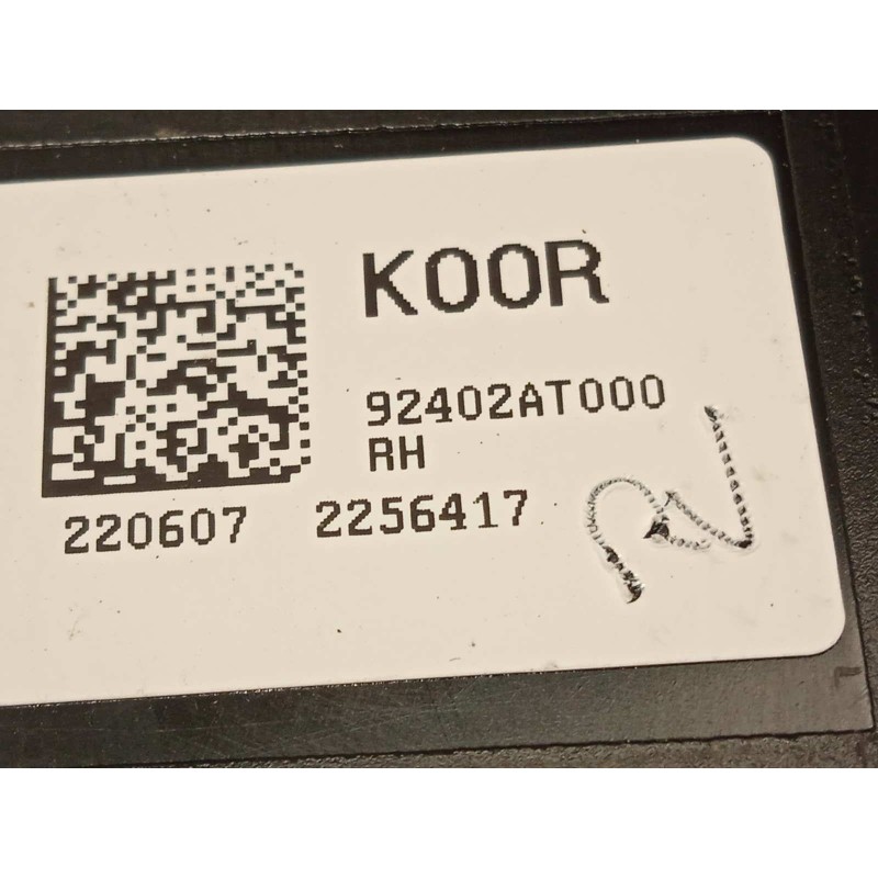 Recambio de piloto trasero derecho para kia e - niro hibrido referencia OEM IAM 92402AT000  