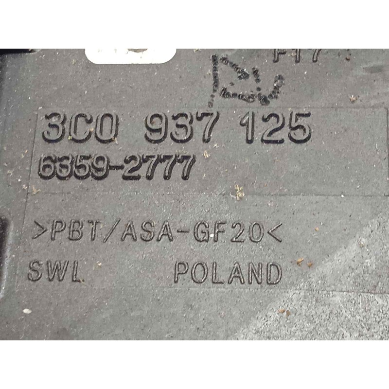 Recambio de caja reles / fusibles para volkswagen sharan (7n1) 2.0 tdi referencia OEM IAM 3C0937125  