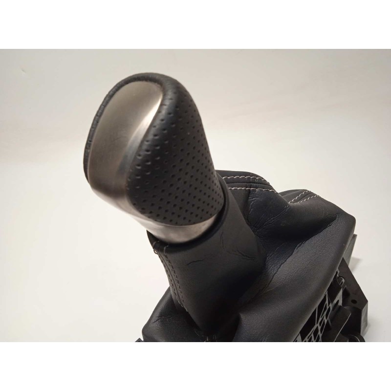 Recambio de palanca cambio para lexus nx 300h 4wd referencia OEM IAM 3355078021  