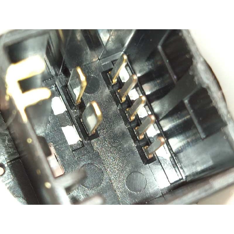 Recambio de cerradura puerta delantera derecha para honda jazz (ge) 1.2 cat referencia OEM IAM 72110TF0G21  