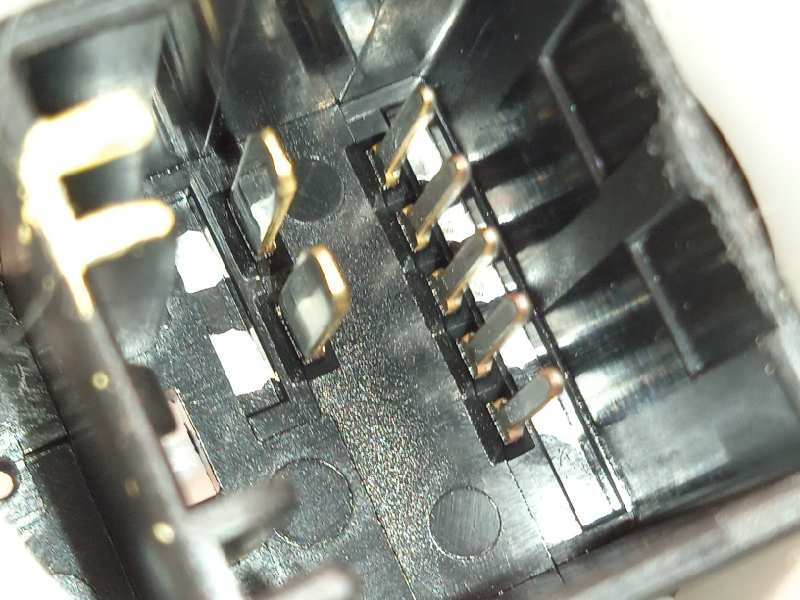 Recambio de cerradura puerta delantera derecha para honda jazz (ge) 1.2 cat referencia OEM IAM 72110TF0G21  