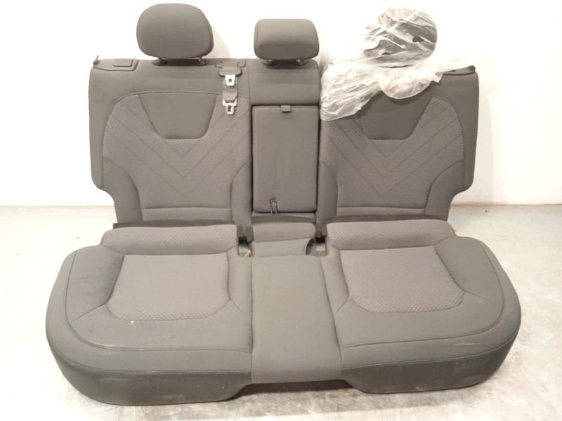 Recambio de asientos traseros para kia e - niro hibrido referencia OEM IAM 89160AT000A3T  