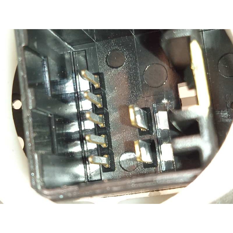 Recambio de cerradura puerta trasera derecha para honda jazz (ge) 1.2 cat referencia OEM IAM 72610TF0003  