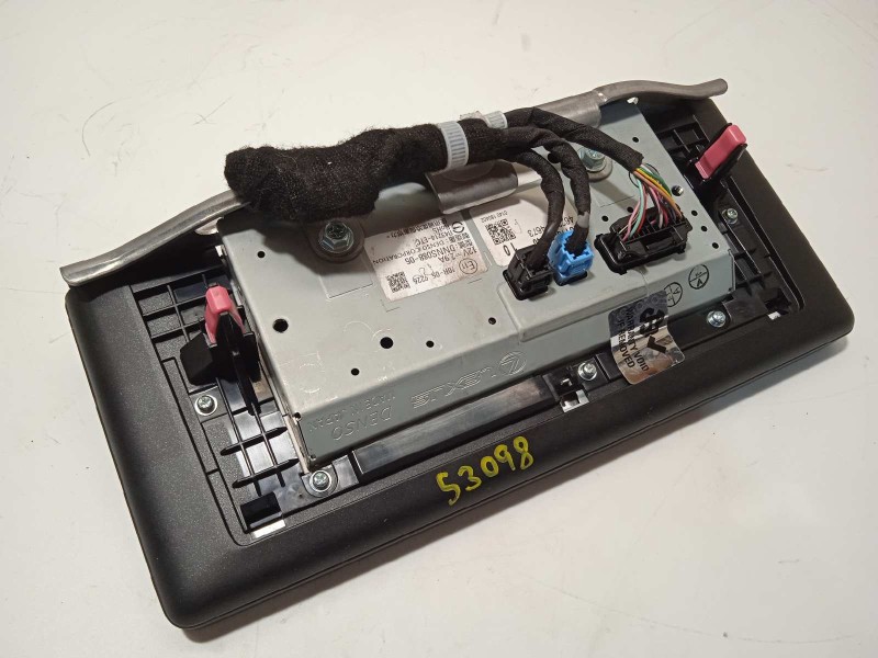 Recambio de pantalla multifuncion para lexus nx 300h 4wd referencia OEM IAM 8611078040  4622004673