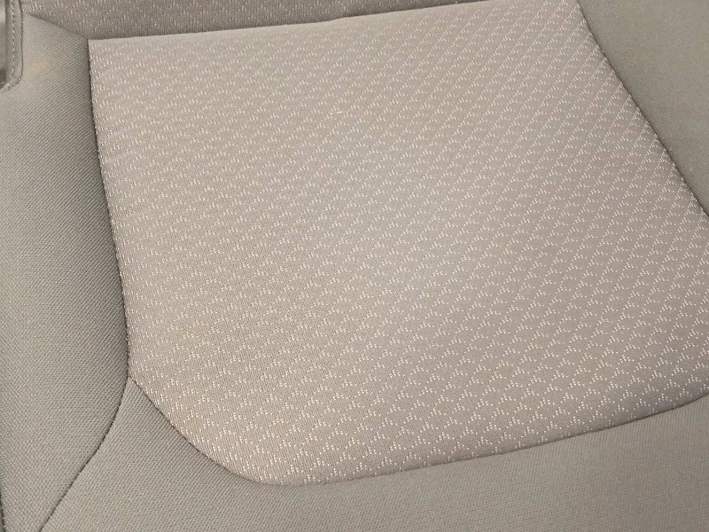 Recambio de asientos traseros para kia e - niro hibrido referencia OEM IAM 89160AT000A3T  