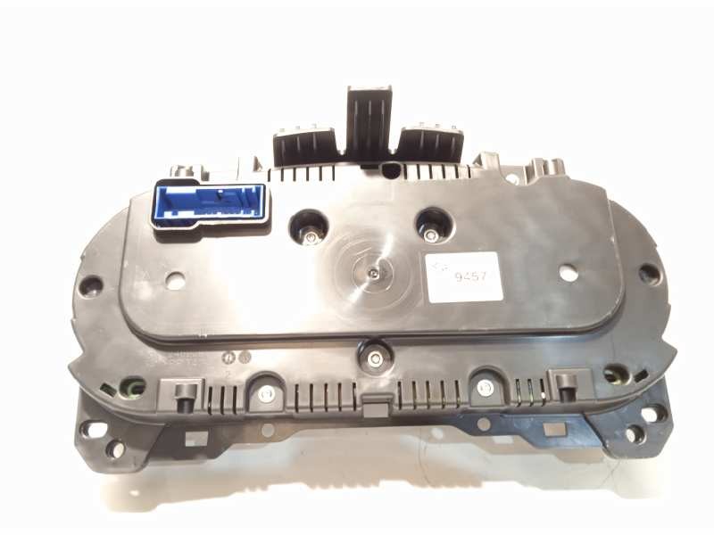 Recambio de cuadro instrumentos para opel corsa e 1.4 referencia OEM IAM 39129457  367030224