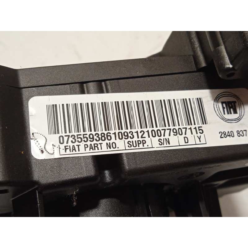 Recambio de mando intermitentes para fiat 500 l (330) pop star referencia OEM IAM 07355938610  