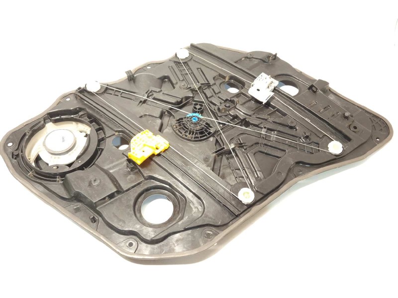 Recambio de elevalunas delantero derecho para kia e - niro hibrido referencia OEM IAM 82480AT040  82460AT000