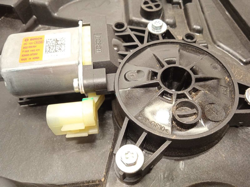 Recambio de elevalunas trasero derecho para kia e - niro hibrido referencia OEM IAM 83480AT000  83460AT000