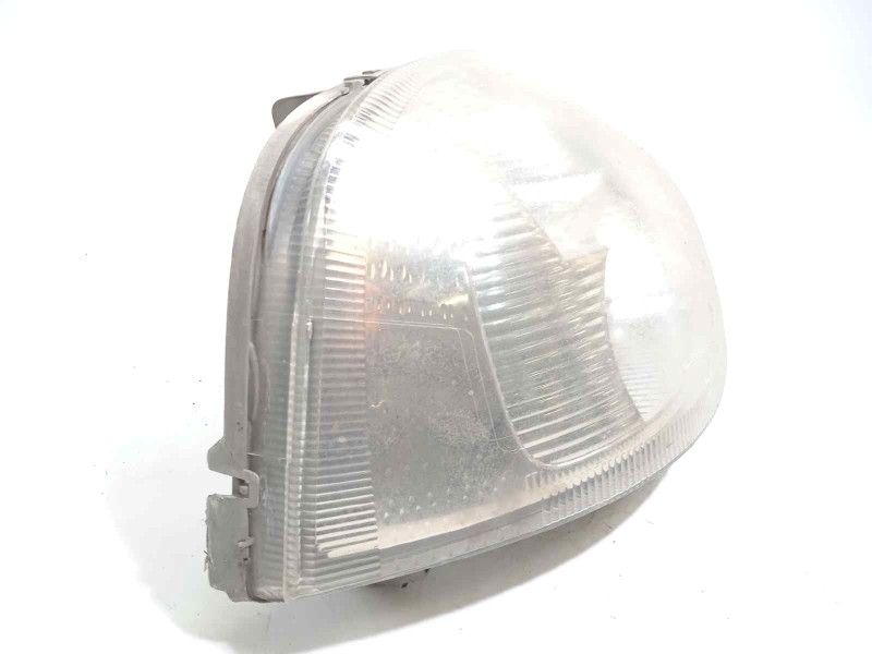 Recambio de faro derecho para renault mascott fg 150. 35/55/65 cabina individual referencia OEM IAM 8200163518  