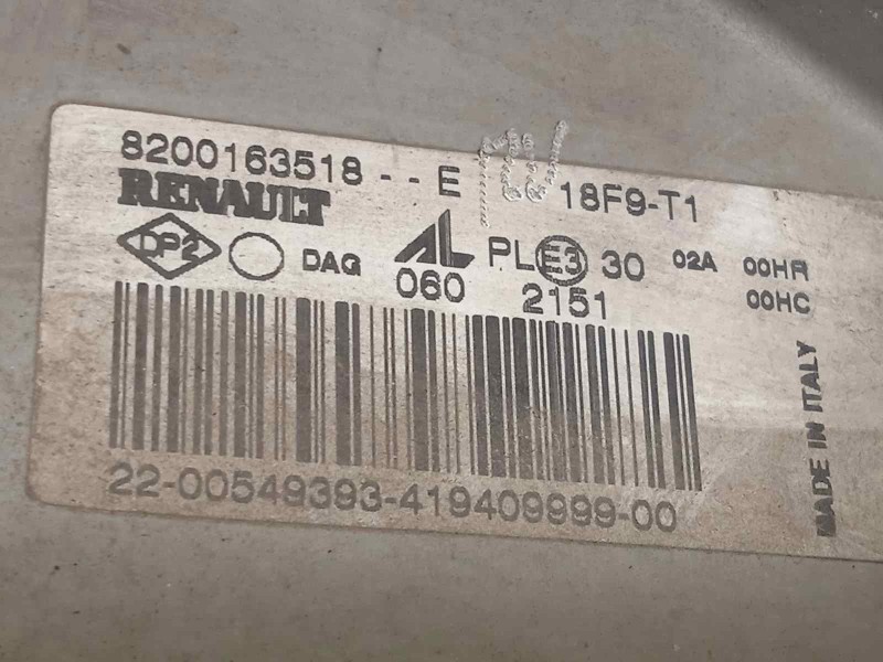 Recambio de faro derecho para renault mascott fg 150. 35/55/65 cabina individual referencia OEM IAM 8200163518  