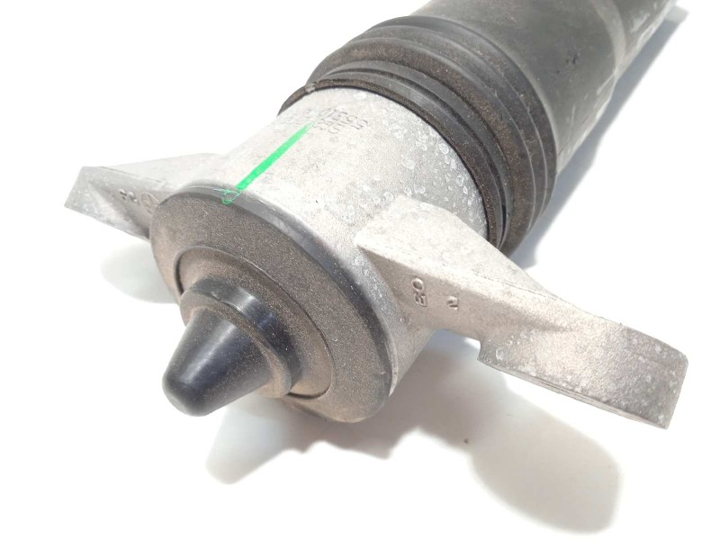 Recambio de amortiguador trasero izquierdo para kia e - niro hibrido referencia OEM IAM 55307AT200  