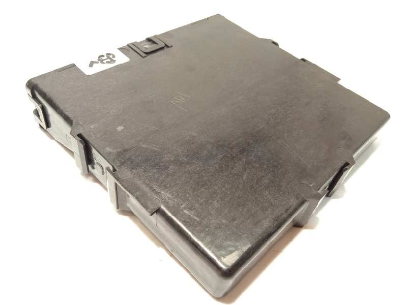 Recambio de modulo electronico para toyota yaris hybrid feel! referencia OEM IAM 896810D090  MB2850002851