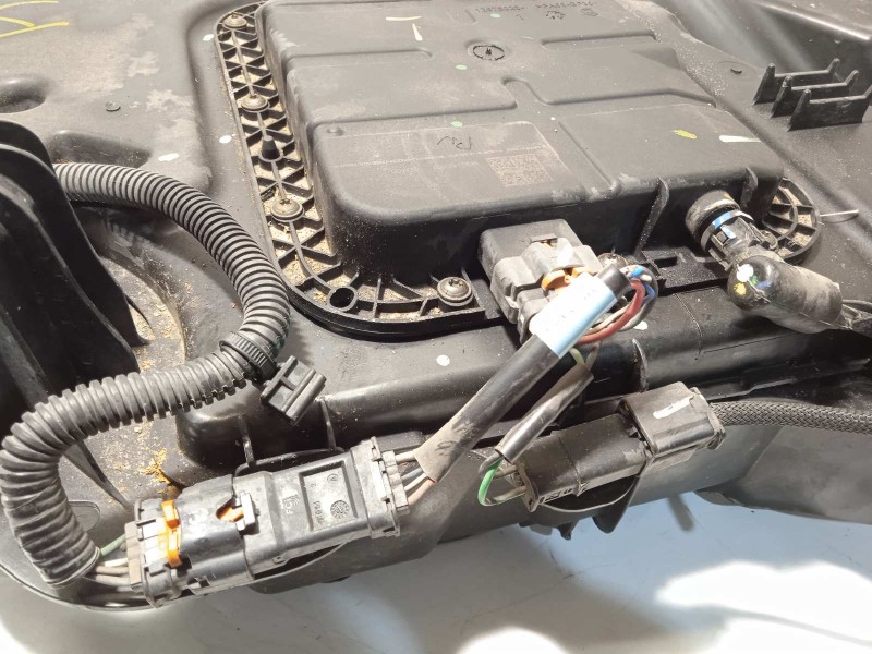 Recambio de deposito aditivo fap adblue para citroën jumpy fugón confort xl referencia OEM IAM 9822257280  