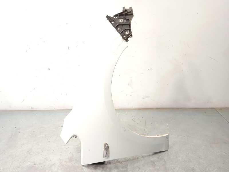 Recambio de aleta delantera derecha para opel astra j lim. 1.7 16v cdti referencia OEM IAM 13390003  